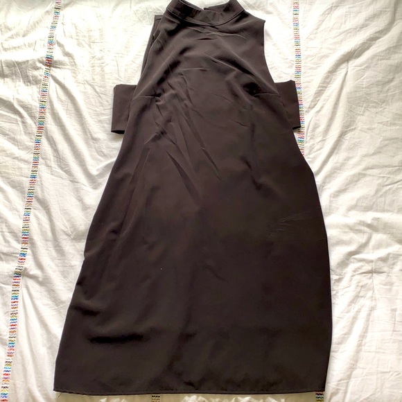 Lulus Dresses & Skirts - Black cutout dress
